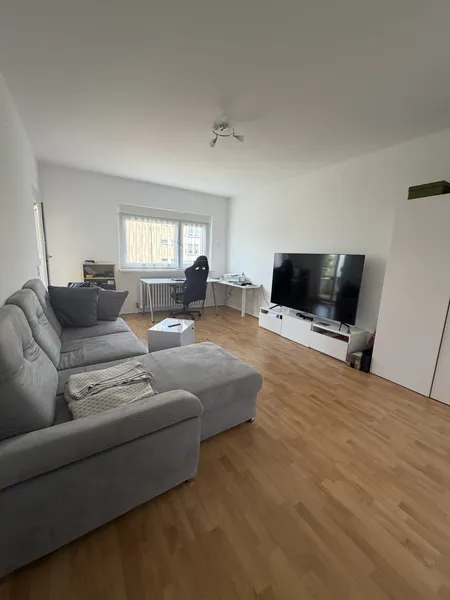 Möblierte 2-Zimmer Wohnung in Berlin-Wedding mit Stellplatz — photo 1